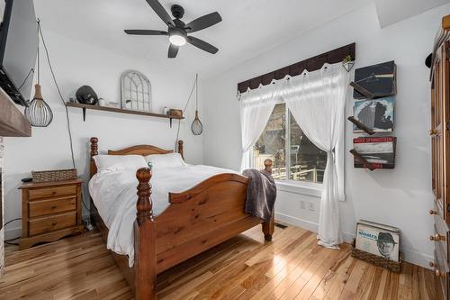 253 Royal Avenue, Kamloops, BC - Indoor Photo Showing Bedroom