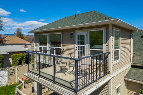 253 Royal Avenue, Kamloops, BC - Outdoor With Deck Patio Veranda