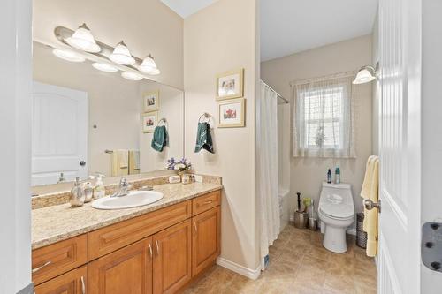 1655 Woodburn Drive, Cache Creek, BC - Indoor Photo Showing Bathroom