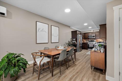 1407 Kendra Court, Kelowna, BC - Indoor Photo Showing Dining Room