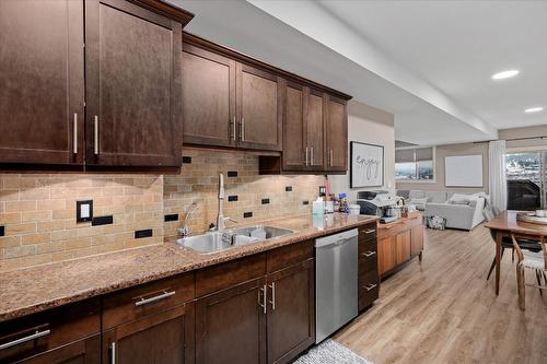 1407 Kendra Court, Kelowna, BC - Indoor Photo Showing Kitchen With Double Sink