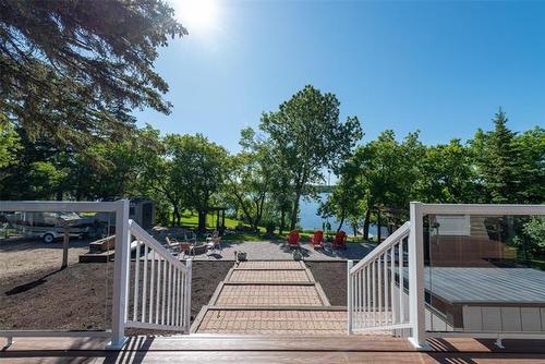 7 Sarapu Rd, Lac Du Bonnet Rm, MB 