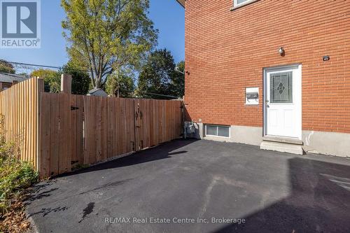 200 Alma Street N, Guelph (Onward Willow), ON - Outdoor With Exterior