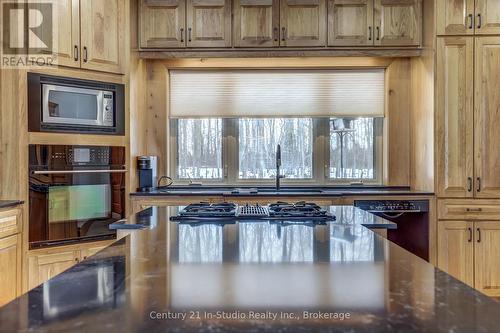 740494 10 Side Road, Chatsworth, ON - Indoor