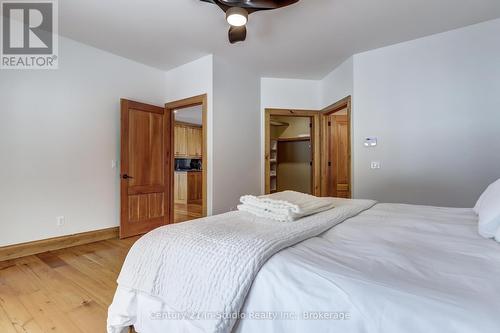 740494 10 Side Road, Chatsworth, ON - Indoor Photo Showing Bedroom