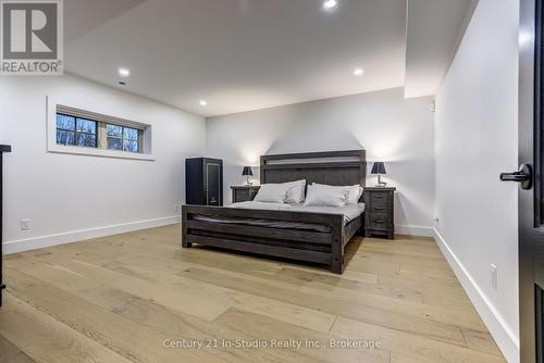 740494 10 Side Road, Chatsworth, ON - Indoor Photo Showing Bedroom