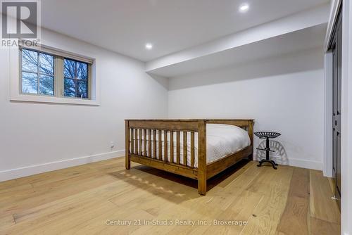 740494 10 Side Road, Chatsworth, ON - Indoor Photo Showing Bedroom