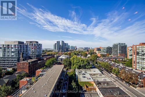 1014 - 60 Bathurst Street, Toronto, ON 