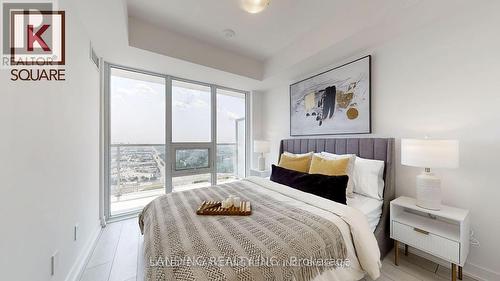 3326 - 2031 Kennedy Road, Toronto, ON - Indoor Photo Showing Bedroom