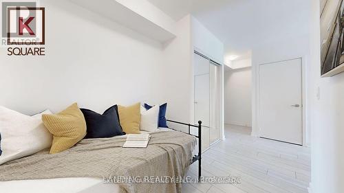 3326 - 2031 Kennedy Road, Toronto, ON - Indoor Photo Showing Bedroom