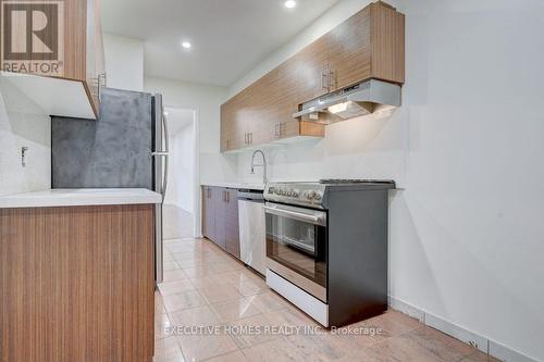 81 - 28 Livingston Road, Toronto, ON - Indoor Photo Showing Kitchen