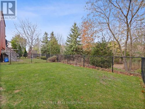 3255 Mccurdy Court, Burlington, ON - Outdoor