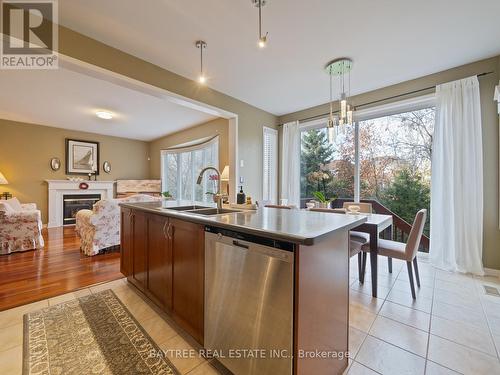 3255 Mccurdy Court, Burlington, ON - Indoor Photo Showing Other Room