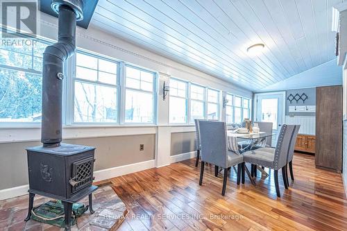 112 Court Street N, Milton, ON - Indoor Photo Showing Dining Room