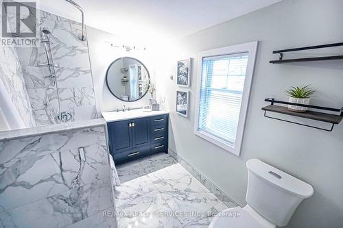 112 Court Street N, Milton, ON - Indoor Photo Showing Bathroom