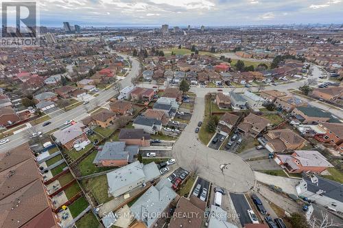 30 Rodwell Court, Brampton, ON - Outdoor With View