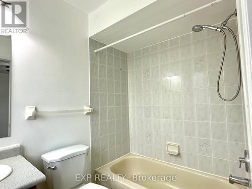 35 - 6060 Snowy Owl Crescent, Mississauga, ON - Indoor Photo Showing Bathroom