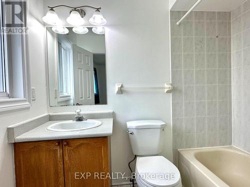 35 - 6060 Snowy Owl Crescent, Mississauga, ON - Indoor Photo Showing Bathroom