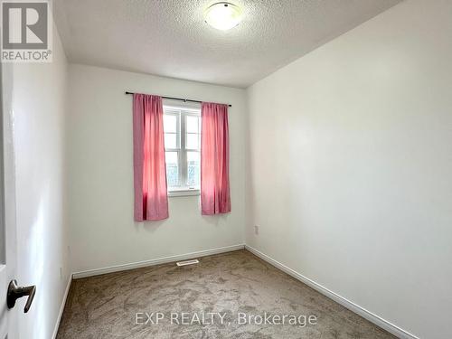 35 - 6060 Snowy Owl Crescent, Mississauga, ON - Indoor Photo Showing Other Room