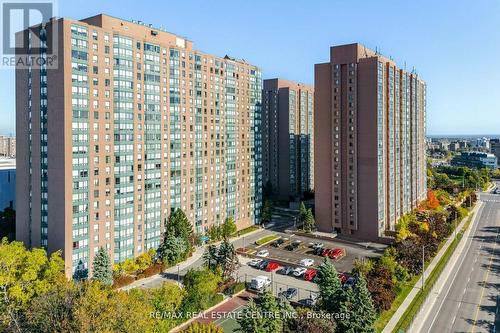 2207 - 135 Hillcrest Avenue, Mississauga, ON - Outdoor With Facade