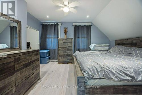 15 Balaclava Street, St. Thomas, ON - Indoor Photo Showing Bedroom