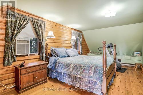 6758 Newton Road E, Champlain, ON - Indoor Photo Showing Bedroom