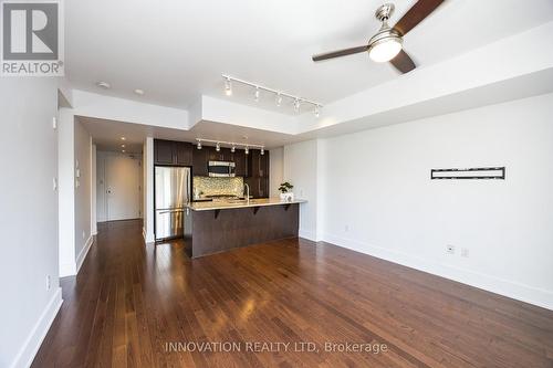 405 - 131 Holland Avenue, Ottawa, ON - Indoor Photo Showing Kitchen