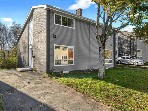 13-13A Ruben Court, Dartmouth, NS 