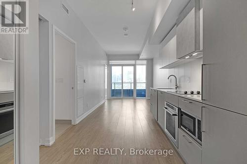 1120 - 19 Western Battery Road, Toronto, ON - Indoor Photo Showing Kitchen