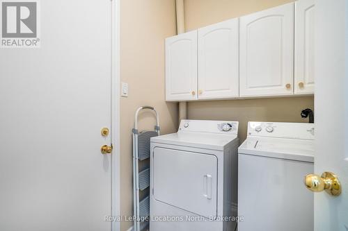 19 - 110 Napier Street, Blue Mountains (Thornbury), ON - Indoor Photo Showing Laundry Room