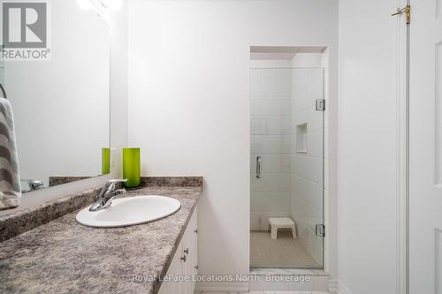 19 - 110 Napier Street, Blue Mountains (Thornbury), ON - Indoor Photo Showing Bathroom