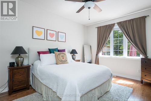 19 - 110 Napier Street, Blue Mountains (Thornbury), ON - Indoor Photo Showing Bedroom