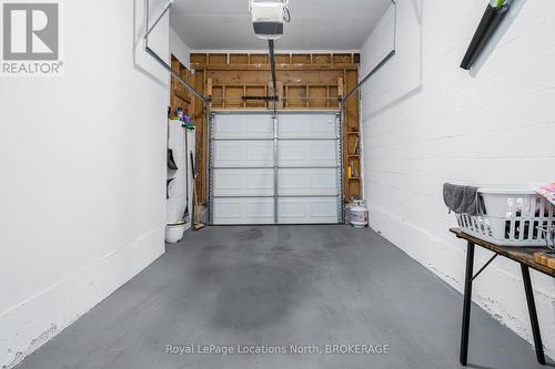 19 - 110 Napier Street, Blue Mountains (Thornbury), ON - Indoor Photo Showing Garage