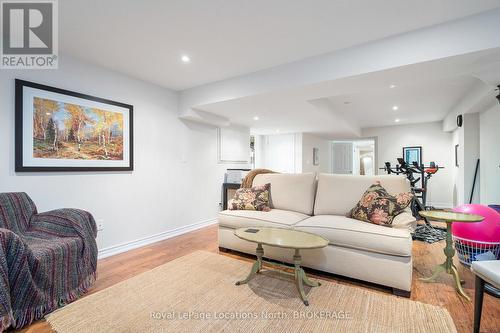 19 - 110 Napier Street, Blue Mountains (Thornbury), ON - Indoor Photo Showing Living Room