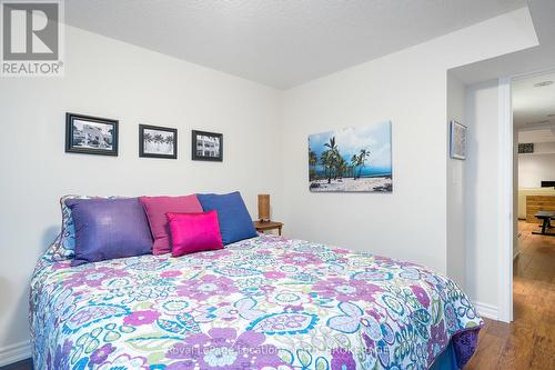 19 - 110 Napier Street, Blue Mountains (Thornbury), ON - Indoor Photo Showing Bedroom