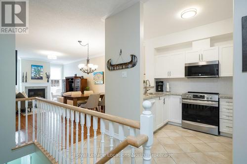 19 - 110 Napier Street, Blue Mountains (Thornbury), ON - Indoor Photo Showing Kitchen