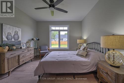 15 John Street S, Bluewater (Zurich), ON - Indoor Photo Showing Bedroom