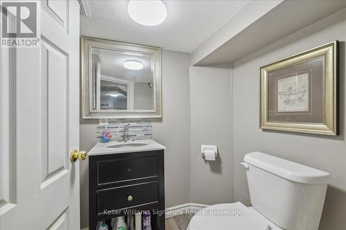 94 Glenmount Avenue, Hamilton (Ainslie Wood), ON - Indoor Photo Showing Bathroom