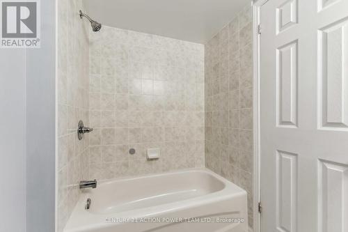 19 - 2342 Bois Vert Place, Ottawa, ON - Indoor Photo Showing Bathroom