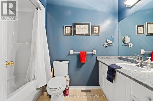 17 Waterview Court, Welland (772 - Broadway), ON - Indoor Photo Showing Bathroom