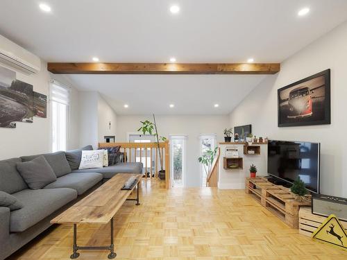 Salon - 115 Rue Normand, Les Cèdres, QC - Indoor Photo Showing Living Room