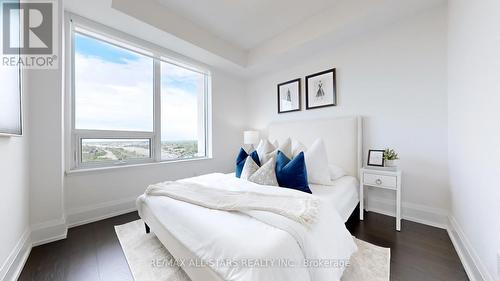 Lph05 - 1215 Bayly Street, Pickering, ON - Indoor Photo Showing Bedroom