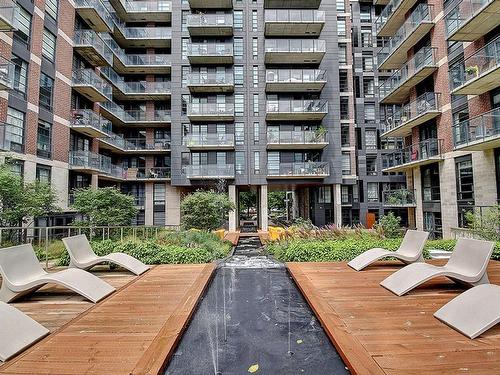 Backyard - 802-1320 Rue Olier, Montréal (Le Sud-Ouest), QC - Outdoor With Balcony With Facade