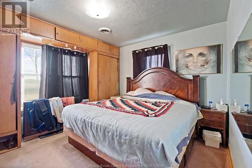 314 County Rd 27 West, Kingsville, ON - Indoor Photo Showing Bedroom