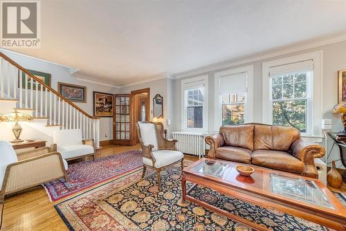 1961 Verdun Avenue, Windsor, ON - Indoor Photo Showing Living Room