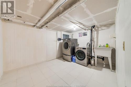 1961 Verdun Avenue, Windsor, ON - Indoor Photo Showing Laundry Room