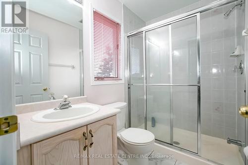 40 Rocky Mountain Crescent, Brampton, ON - Indoor Photo Showing Bathroom