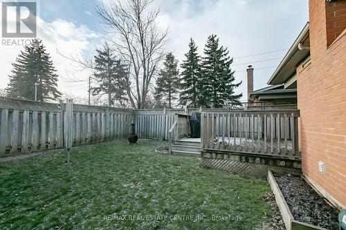 40 Rocky Mountain Crescent, Brampton, ON - Outdoor