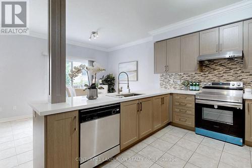 29 Greenspire Avenue, Markham, ON - Indoor Photo Showing Kitchen With Double Sink With Upgraded Kitchen