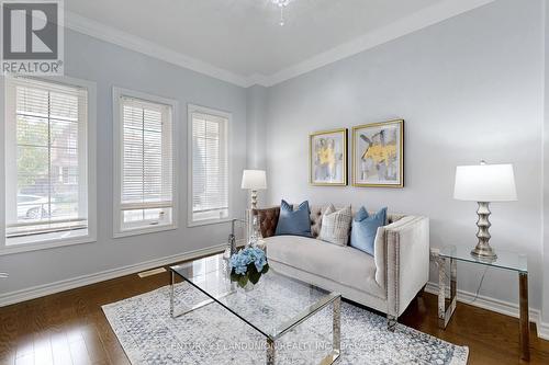 29 Greenspire Avenue, Markham, ON - Indoor Photo Showing Living Room